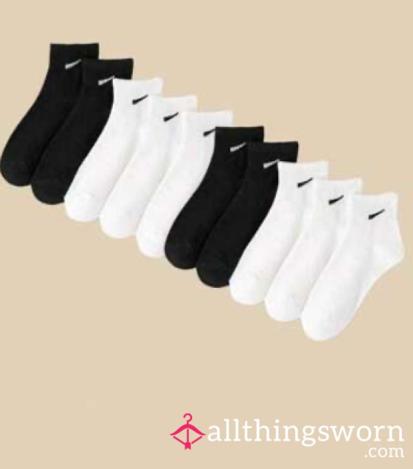 Nike Ankle Socks Black Or White Worn +24 Hours