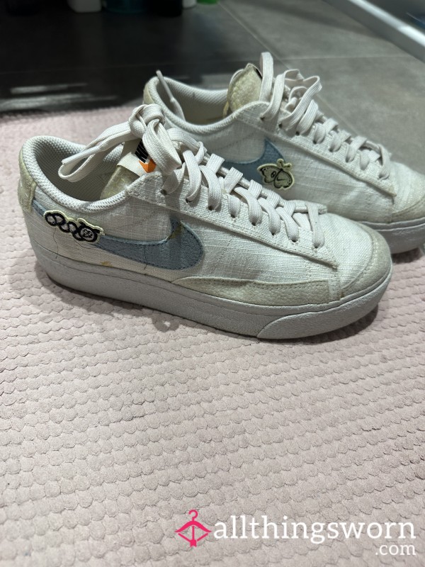 Nike Blazer Trainers