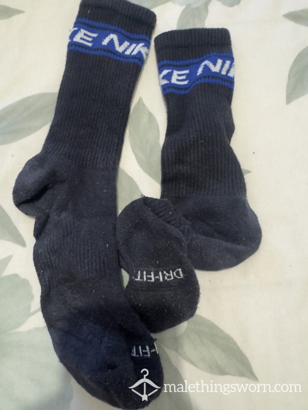 NIKE BLUE AND BLACK 🧦