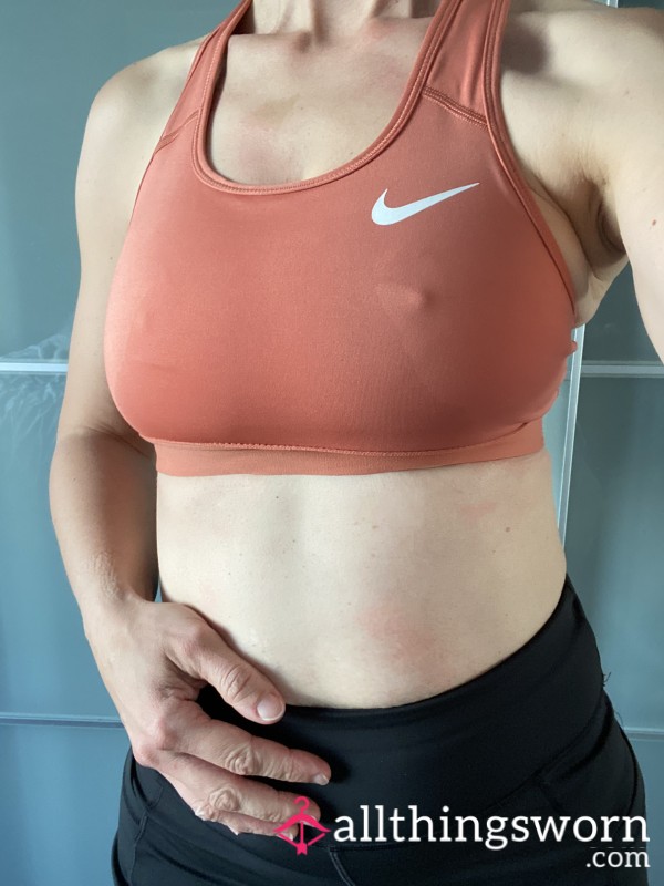 Nike Crop Top