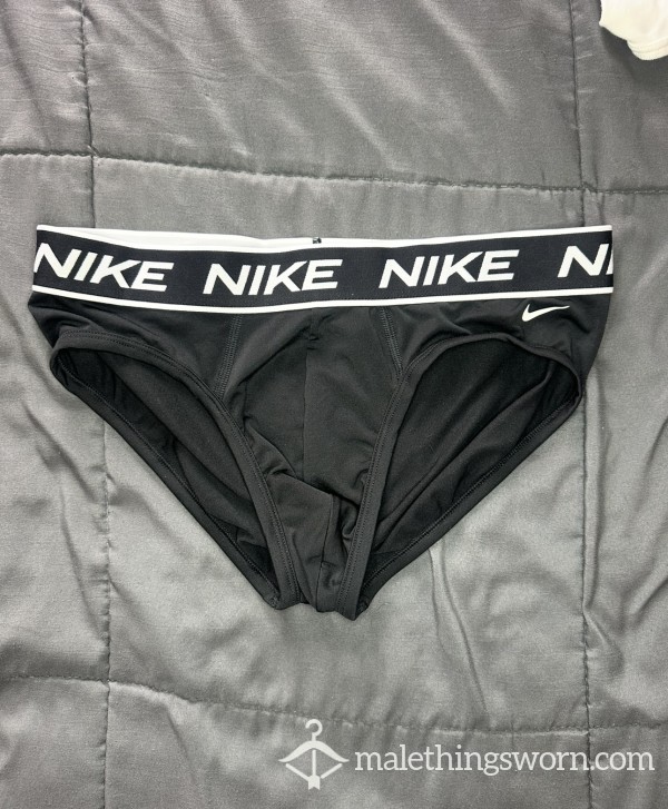 Nike Dri Fit Briefs Size M