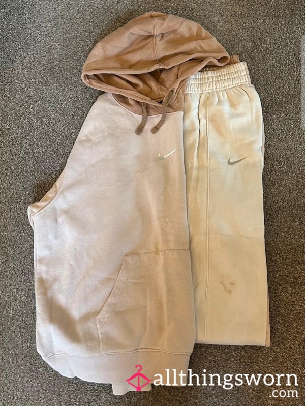 Nike Full Tracksuit