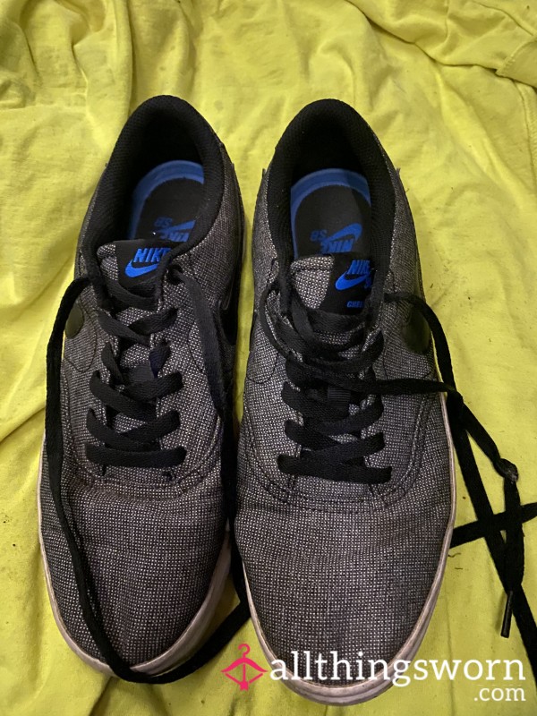 Nike Gray Jogging Shoes