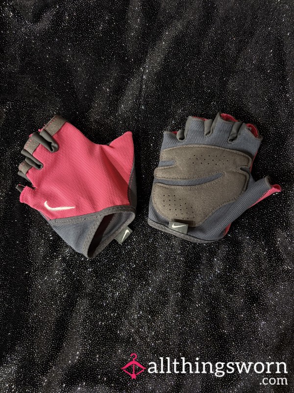 Nike Gym Lifting Gloves