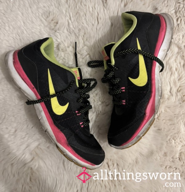 Nike Gym Sneakers
