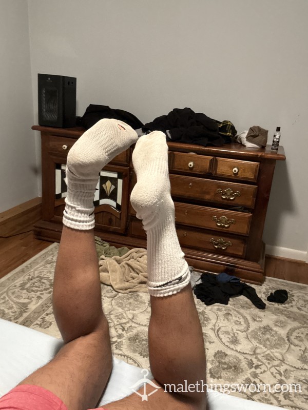 Nike High Socks With Hole In The Bottom