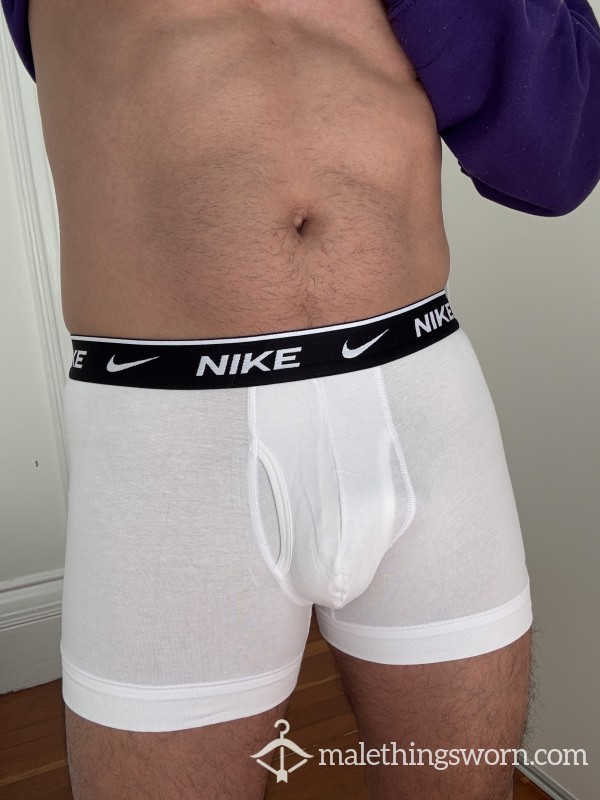 Nike Men’s Briefs – Size Medium (White, Grey, Black)