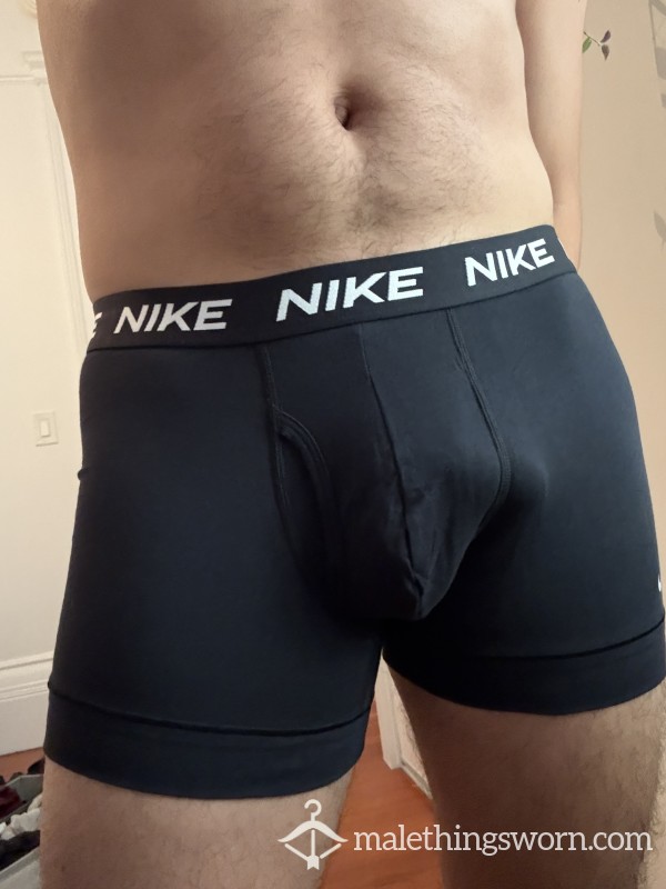 Nike Men’s Briefs Black – Size Medium