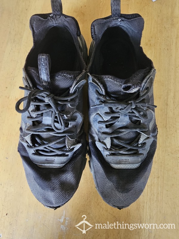 Nike Reacts Size 10