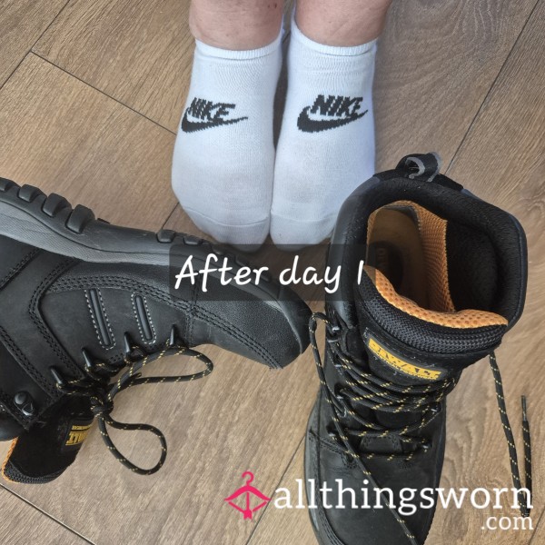 Nike Small Smelly Socks