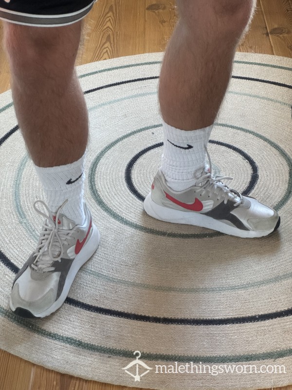 Nike Sneakers