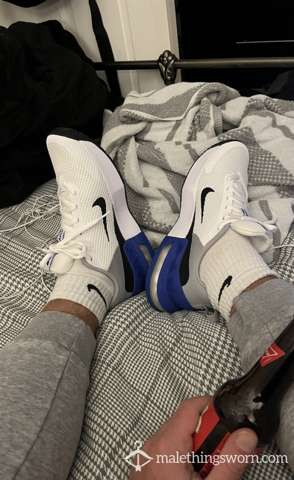 NIKE SOCKS WORN