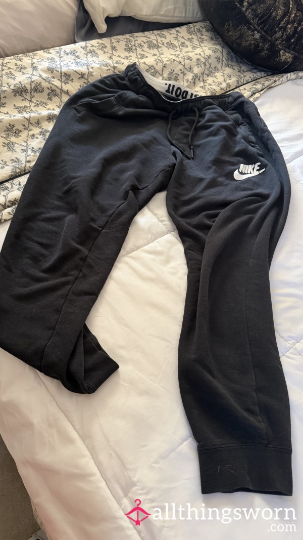 Nike Sweat Pants