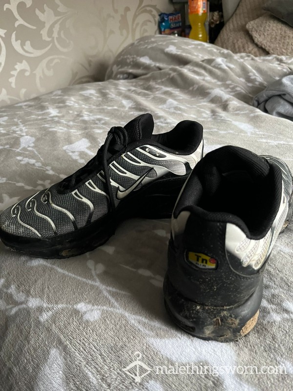 Nike Tn Size 8. Stinky