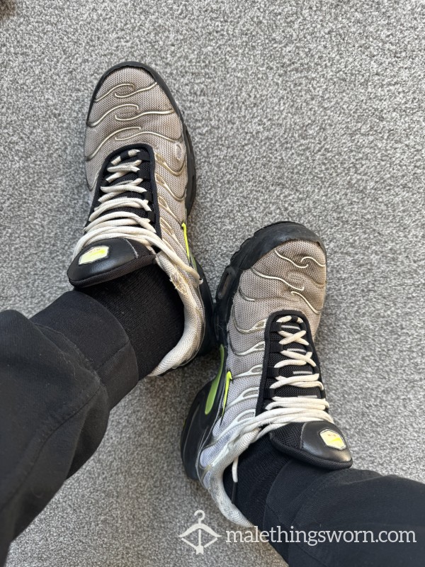 Nike TN Used And Abused