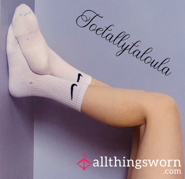 Nike White Socks Worn 🤍