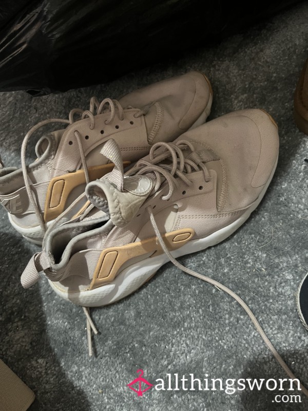 Nike Worn Smelly Dirty Running Trainers