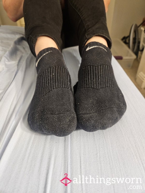 Nikes Black Ankle Socks !!