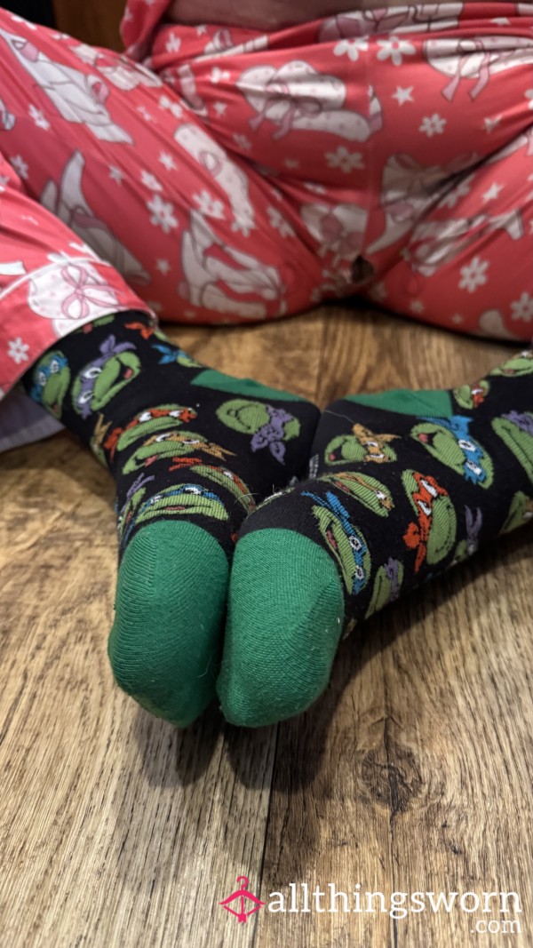Ninja Roleplay Kink: Worn TMNT Socks 🐢🧦