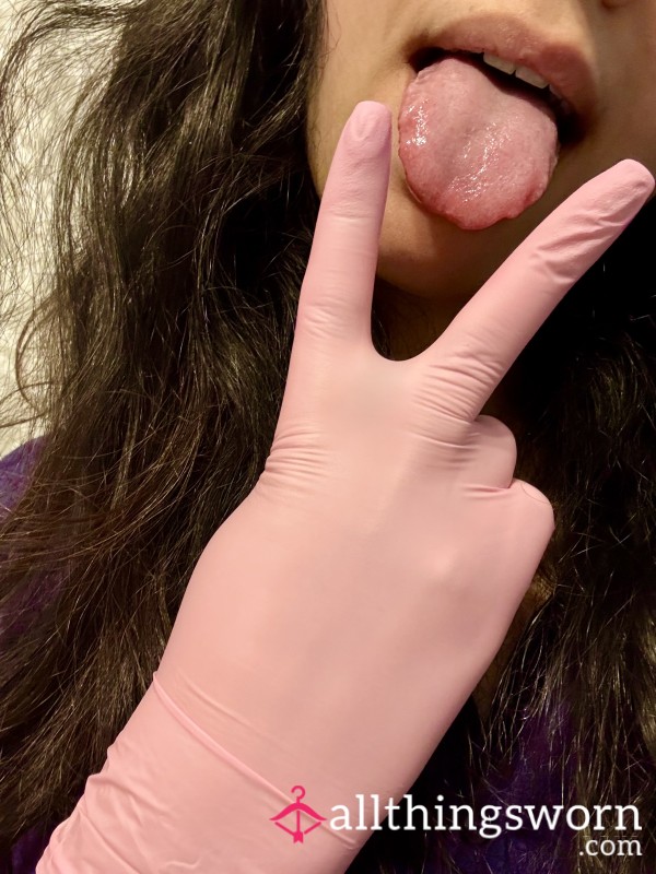 Nitrile Or Vinyl Gloves