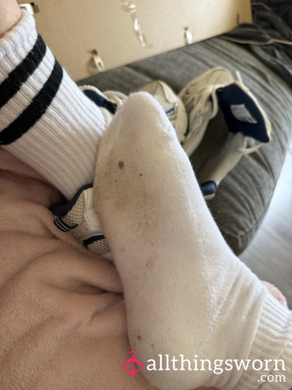 No Labelled  Socks