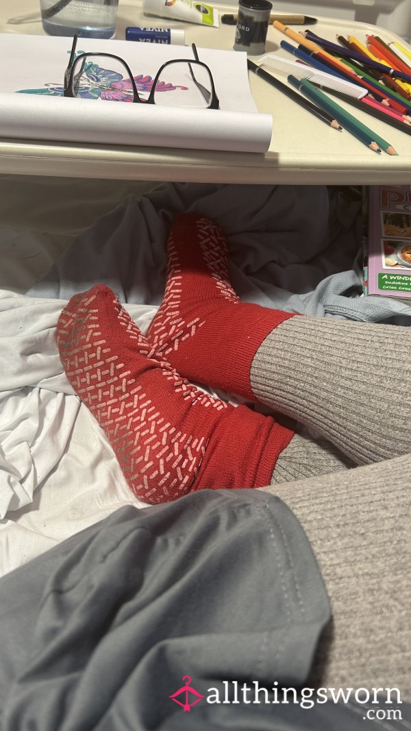 Non Slip Hosp*tal Socks 6 Day Wear