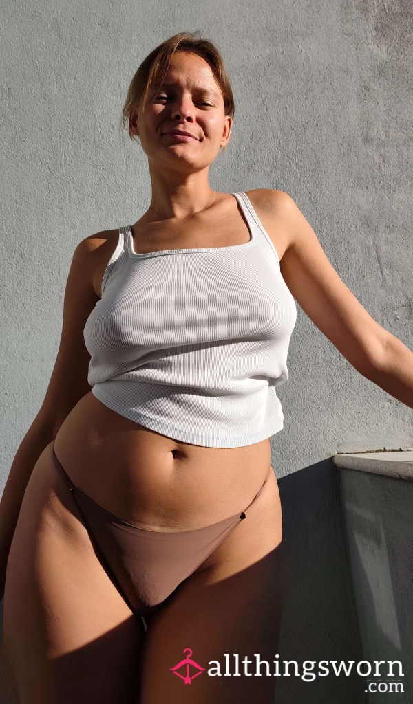 Nude Basic Stretchy Thongs
