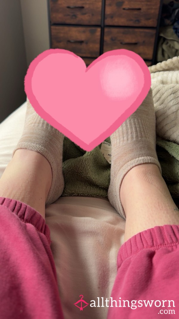 Nude Colored No Show Socks