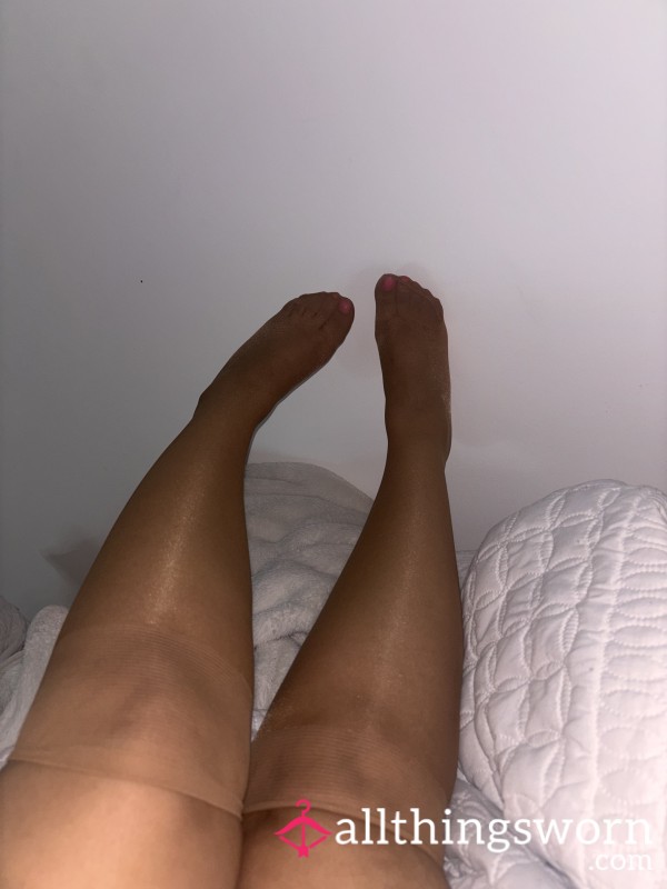 Nude Knee High Nylon Socks