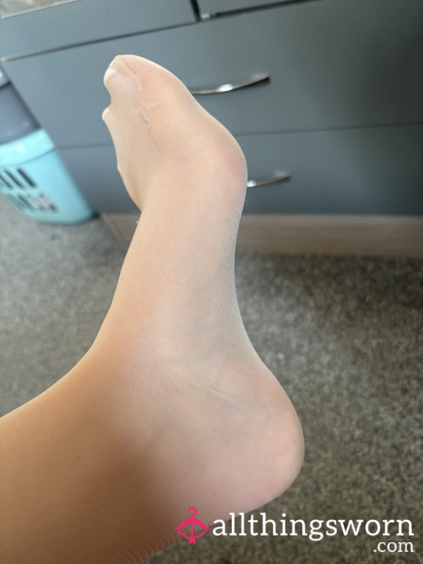 Nude Nylons