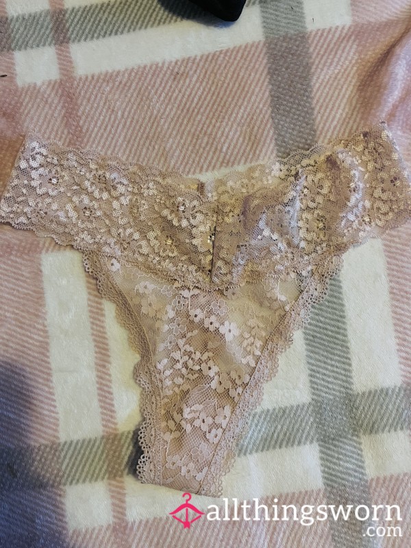 Nude / Peach Lace Thong 🍑