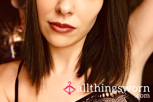 NUDE POSES: 53 Photos, 1 Video. In This 2:13 Minute Video, You'll See Me Posing In 53 Different Photos.