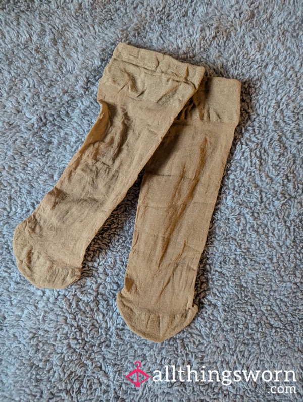 Nude Sheer Ankle Socks 🤎