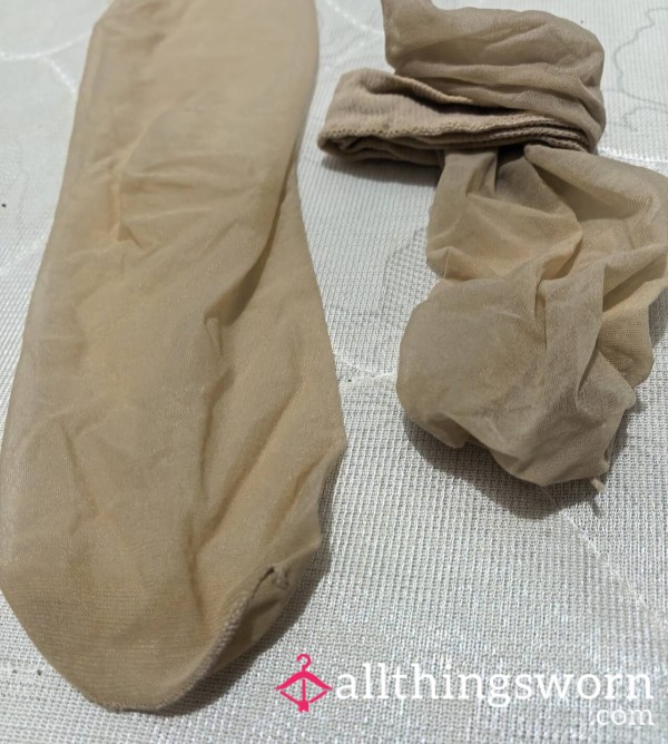 Nude Sheer Calf Socks For The Gym