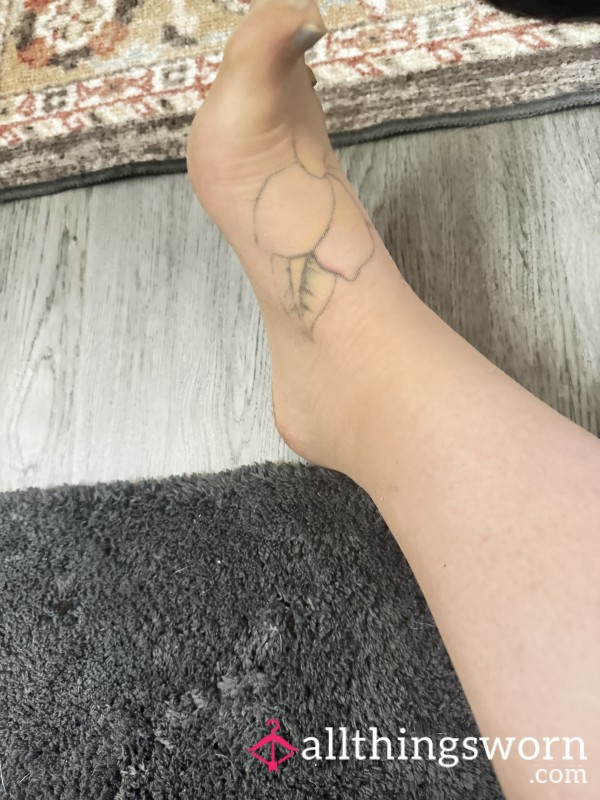 Nude Stocking’s