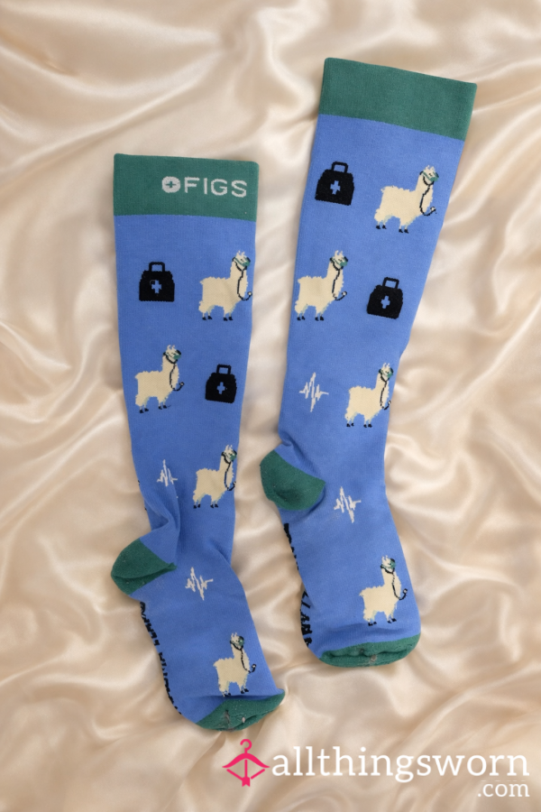 Nurse Compression Socks🦙 (48hr)