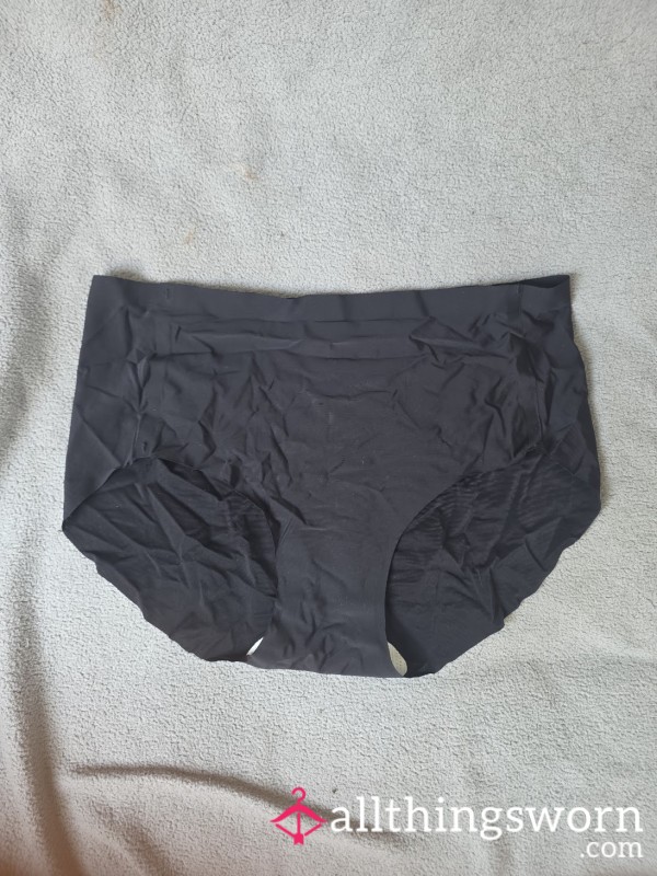Nurse_Eden Worn Black Seamless Full Briefs