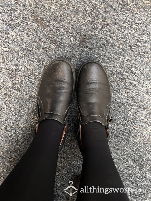 Nursing Shoes That Have Been Well Worn And In Great Condition. Clark’s Shoes 😘