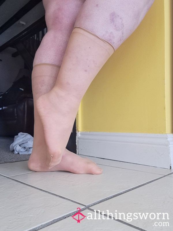 Nylon Knee Highs