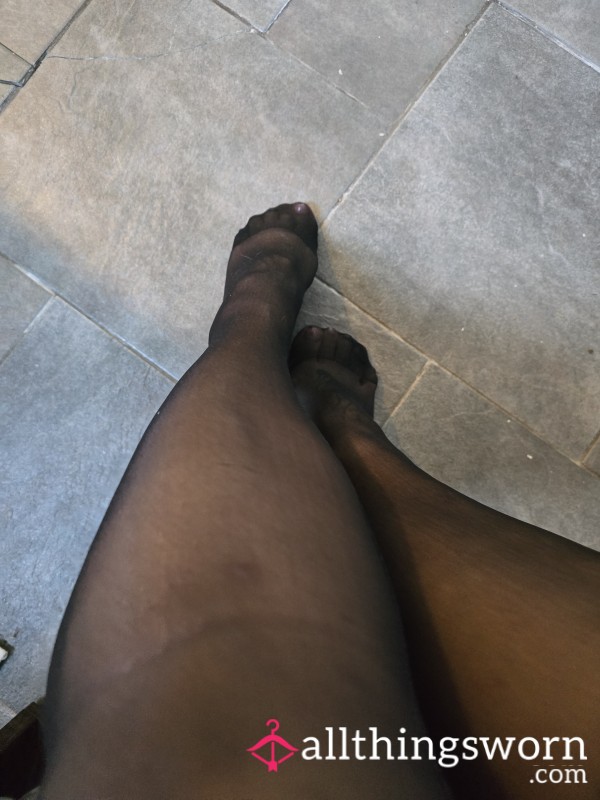 Nylon, Ready For A Busy Week At Work