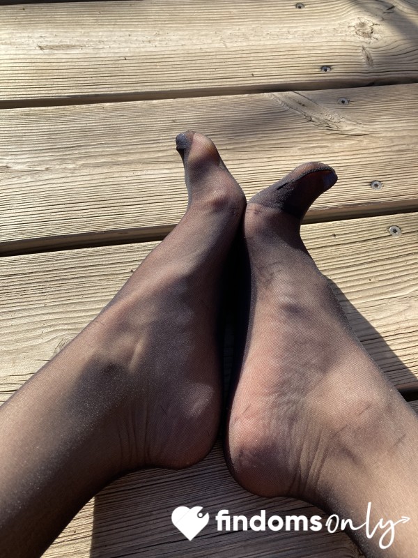 Nylons (black Or Nude)