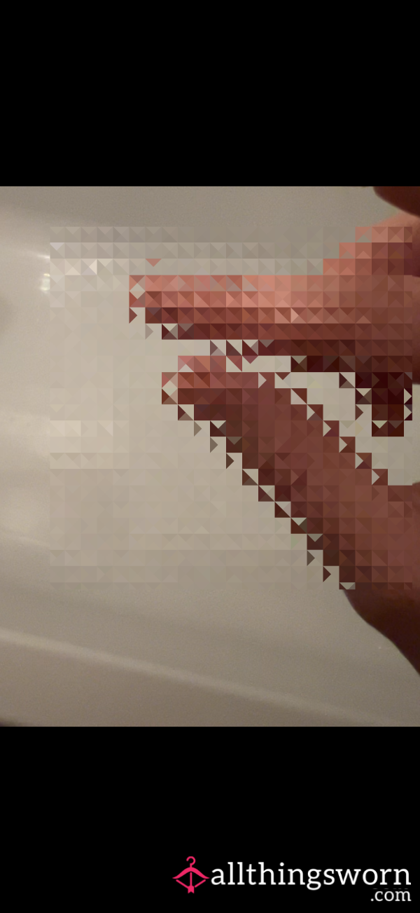 O Juice Between Fingers