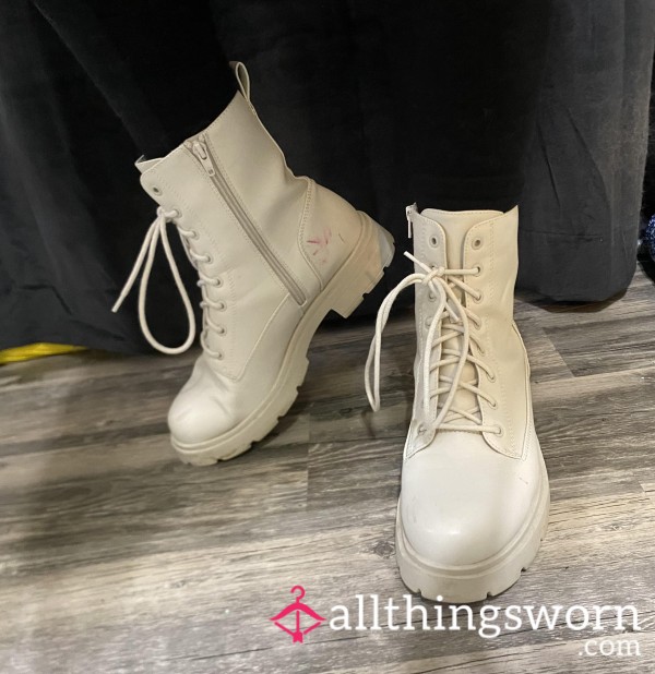 Off-White Combat Boots - Lipstick Stain