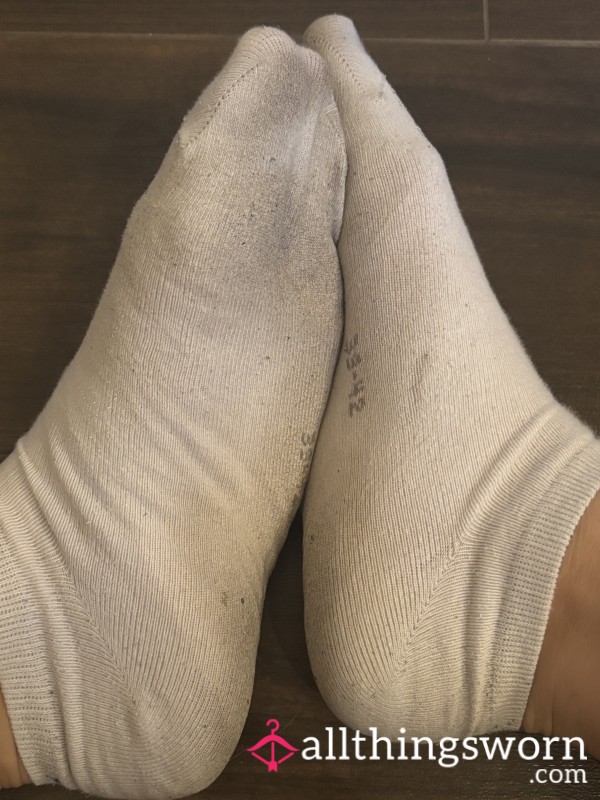 Office Day White Socks – Worn 9+ Hours
