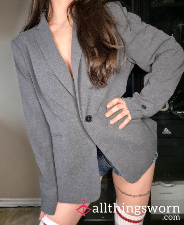 🩶Office Work Grey Blazer Dress Suit Jacket Bu*ton Up Oversized Coat Japanese Asian Gym Girl Slim Thick Tattoos Booty Athletic Petite Fitness S**y Cute Model Personal Trainer
