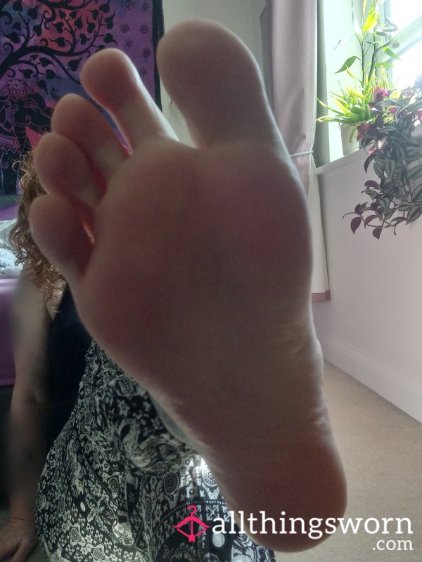 Oiled Feet