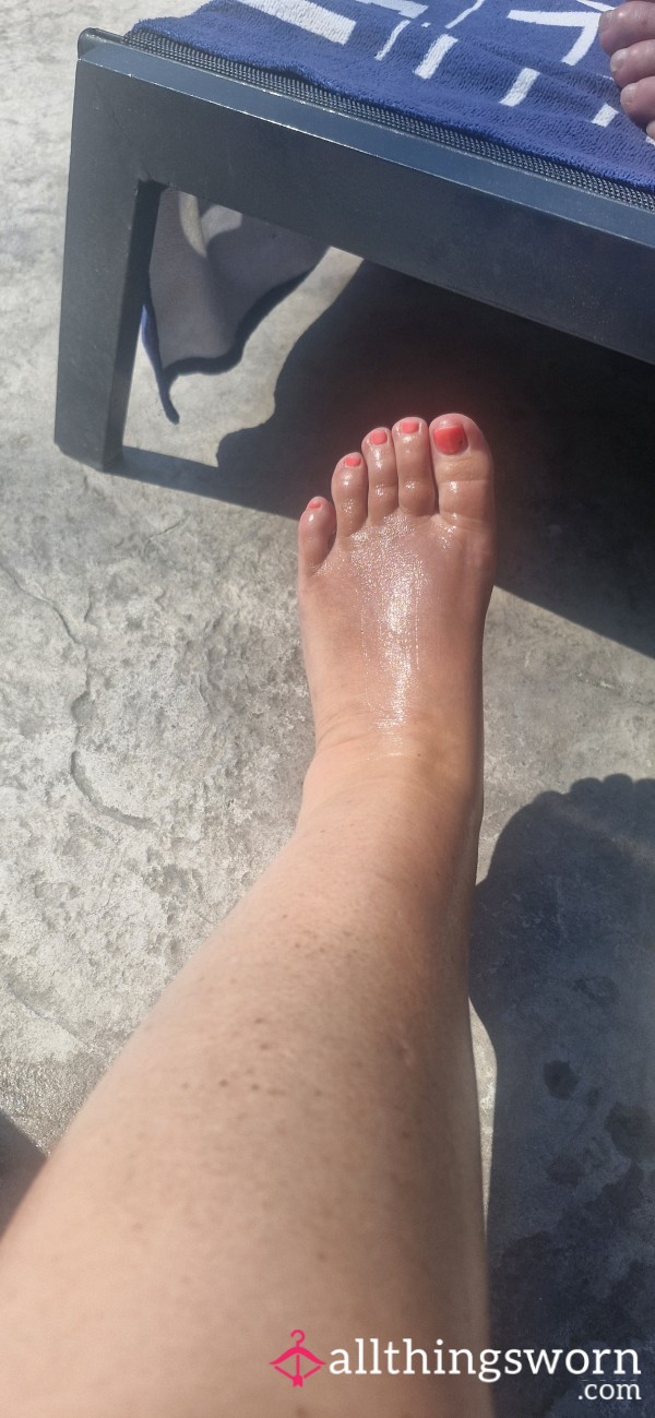Oiled Up Feet And Toes