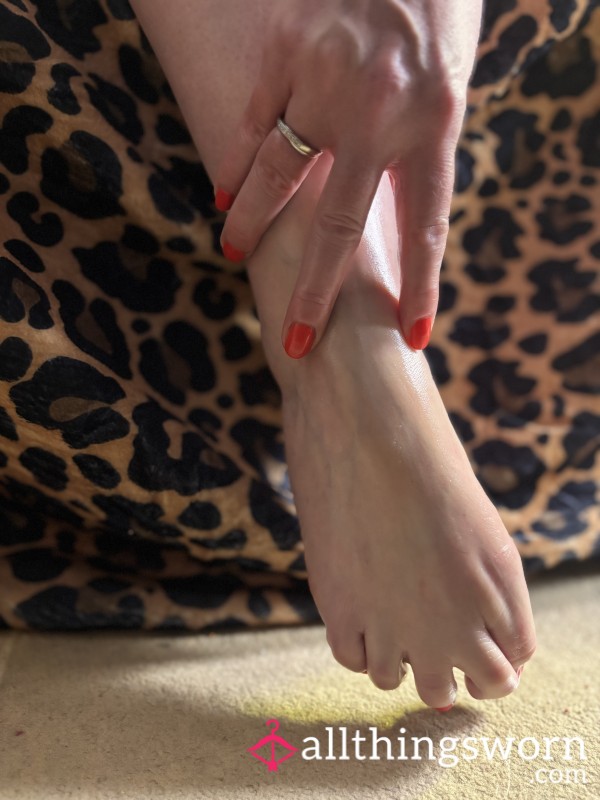 Oiling My Feet After Making Out In The Shower