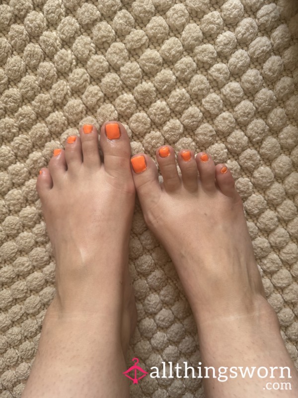 Oiling Up My Toes