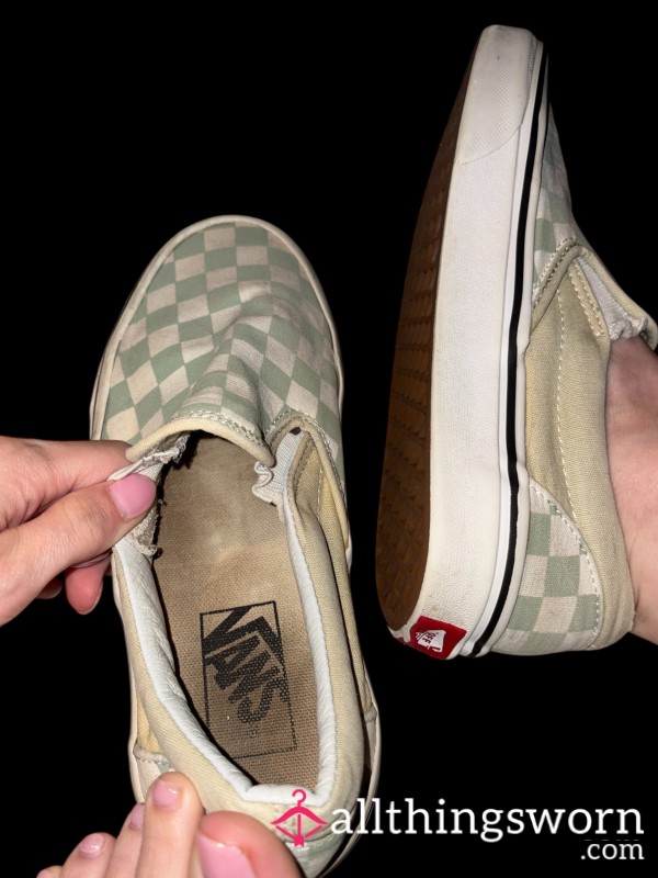 Old And Stinky, Checkered Vans